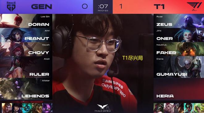 理层也在默 理层也在默