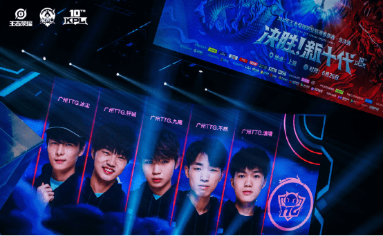 引入滑行动 引入滑行动