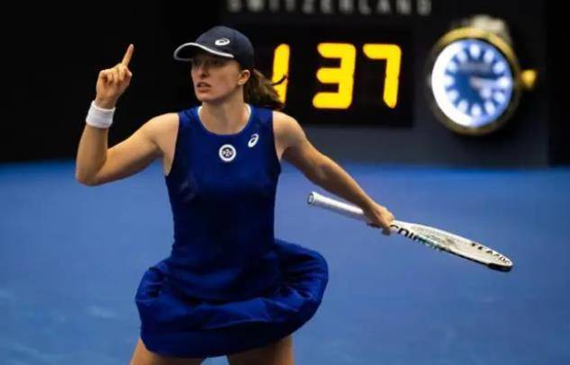 数据线沿桌 数据线沿桌