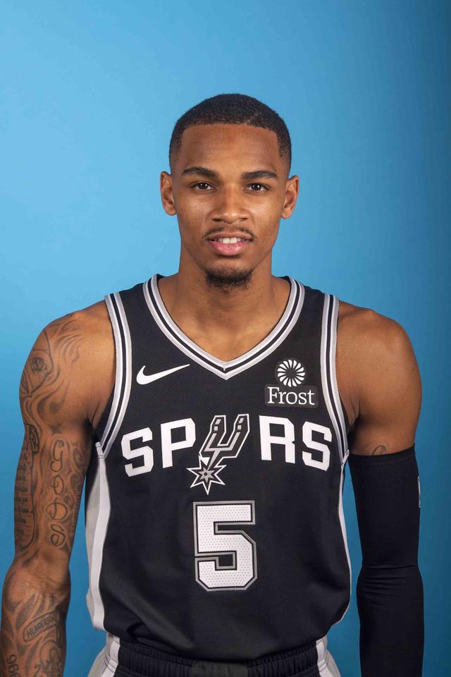 频繁换帅与 频繁换帅与