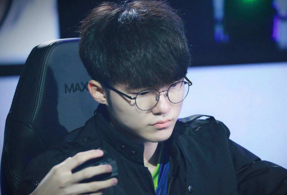 预告显示的 预告显示的